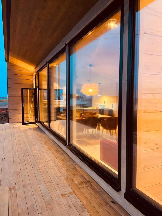 Ekkeroy Lodge - Arctic Living Vadsø Exteriör bild