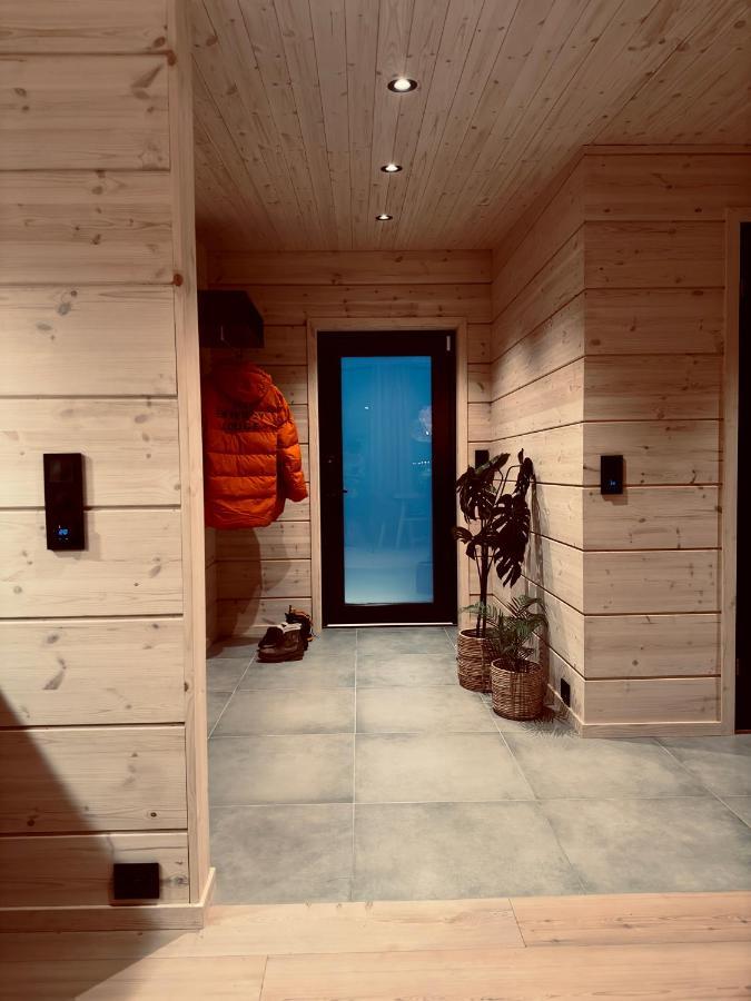 Ekkeroy Lodge - Arctic Living Vadsø Exteriör bild