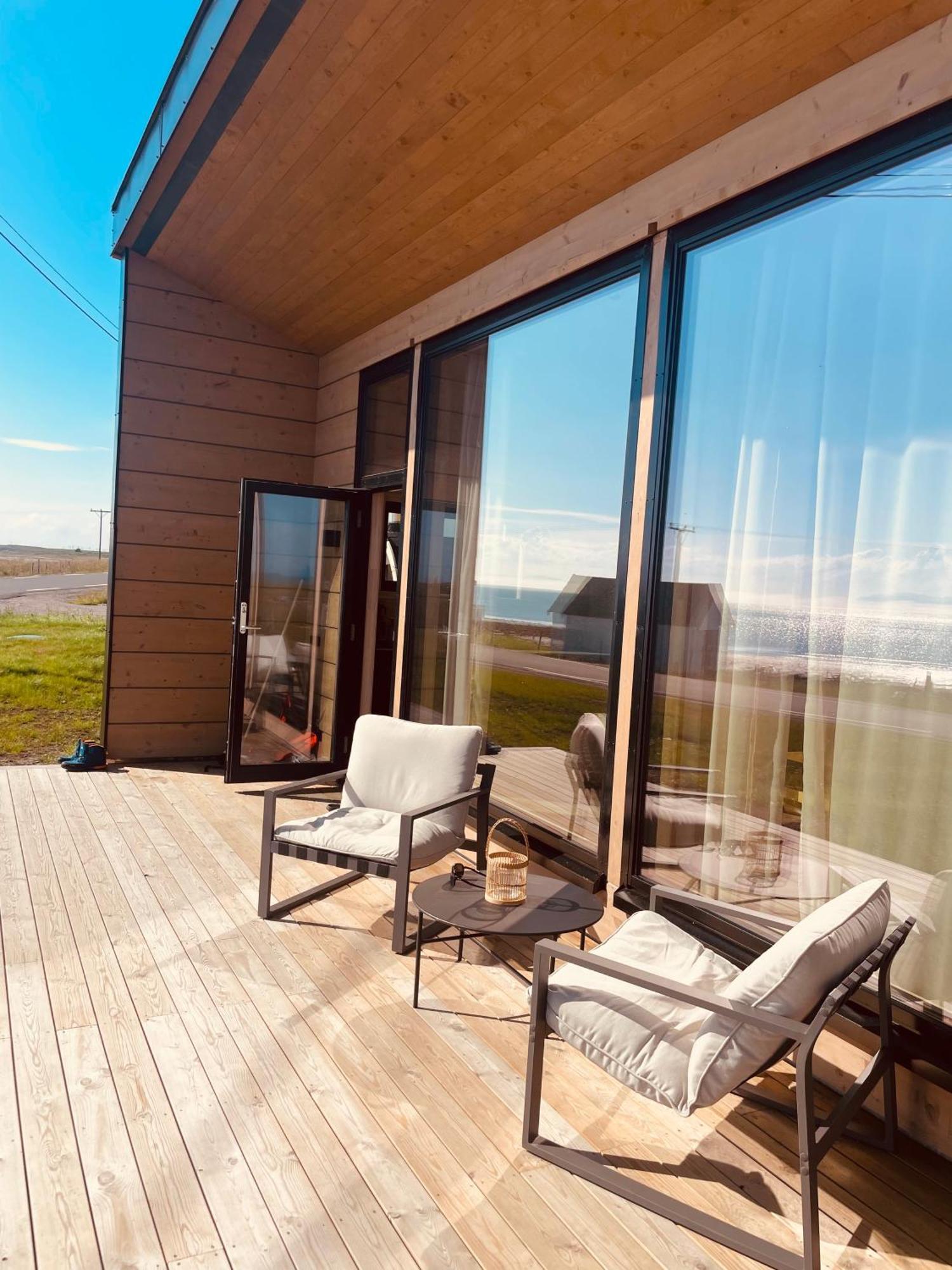 Ekkeroy Lodge - Arctic Living Vadsø Exteriör bild